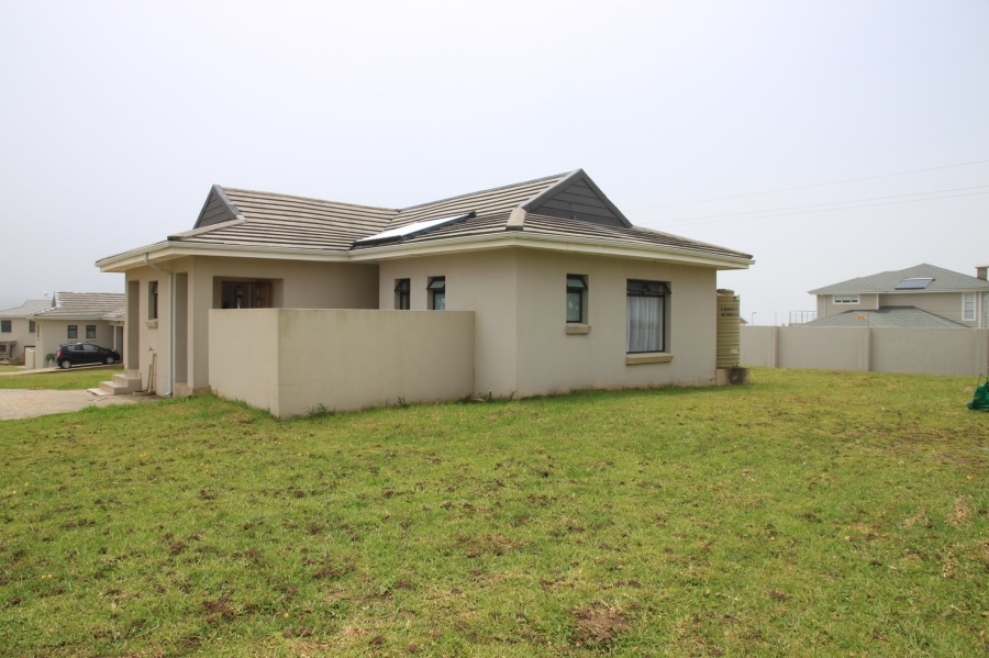 To Let 2 Bedroom Property for Rent in Kidds Beach Eastern Cape